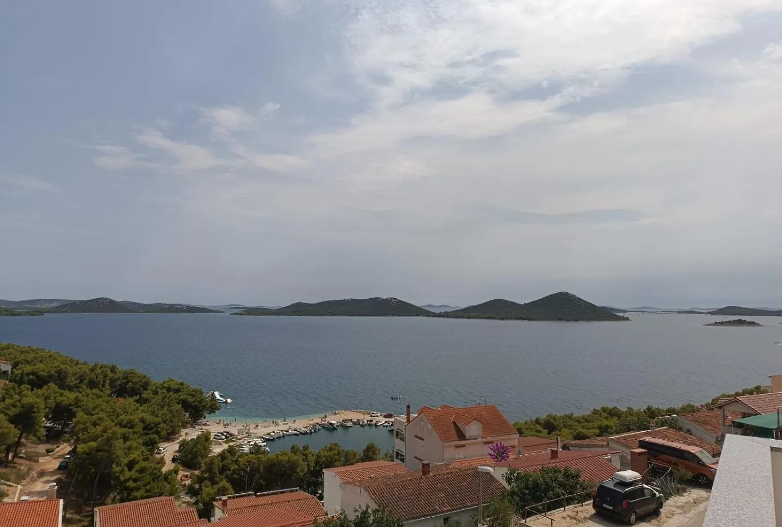 Apartment Apartmani Srdarovic 3 Drage Croatia
